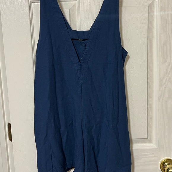 Romper - Picture 2 of 4